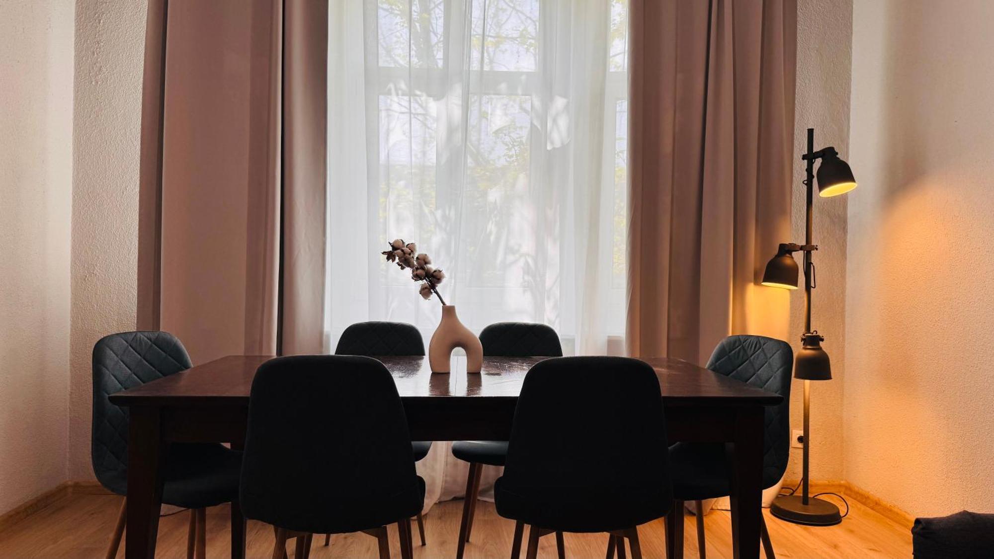 בוקרשט Ideal Home - Spacious & Modern Accommodation Near Unirii Square מראה חיצוני תמונה