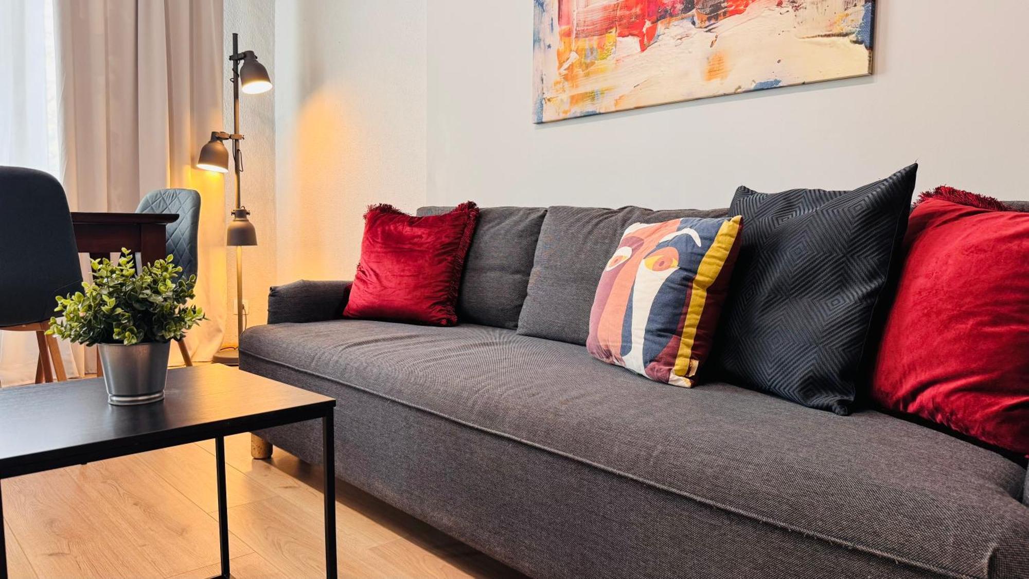 בוקרשט Ideal Home - Spacious & Modern Accommodation Near Unirii Square חדר תמונה