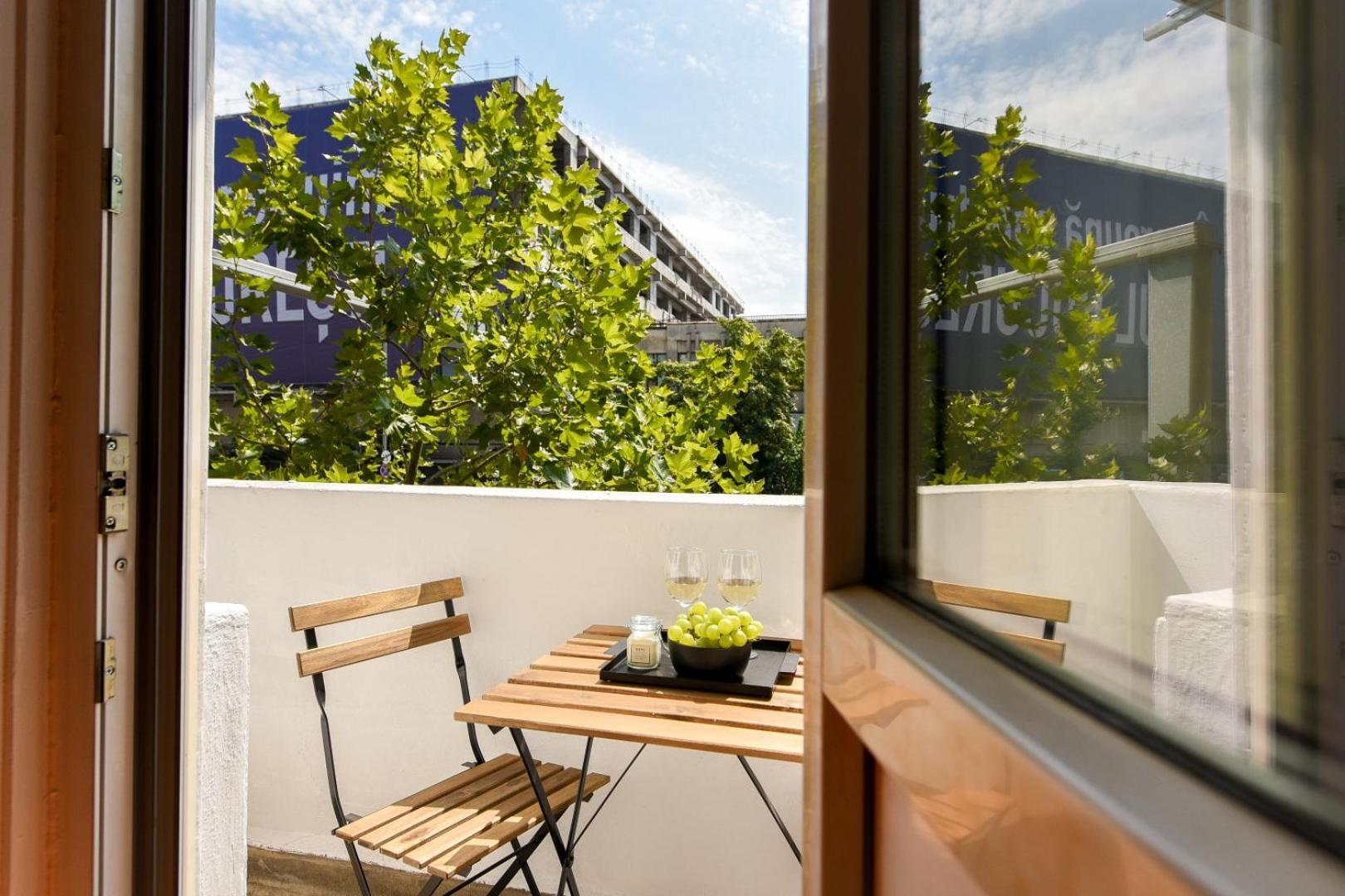 בוקרשט Ideal Home - Spacious & Modern Accommodation Near Unirii Square מראה חיצוני תמונה